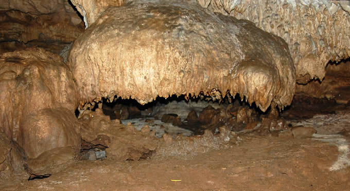 Grotta - di - Thien - Ha - 1